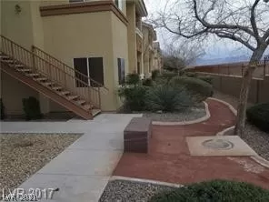 Photo #4: 2320939 Listing 