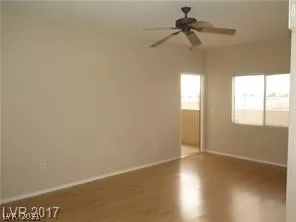 Photo #6: 2320939 Listing 