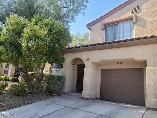 MLS: 2320941 Condo For Sale