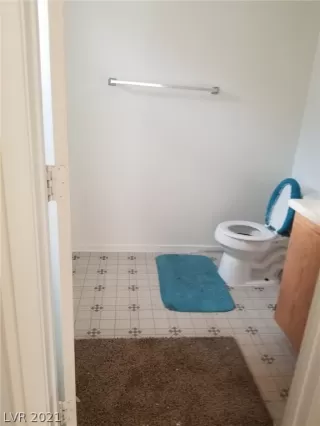 Photo #3: 2320947 Listing