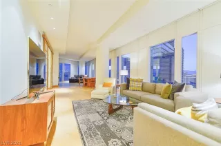 Photo #1: 2320959 Listing