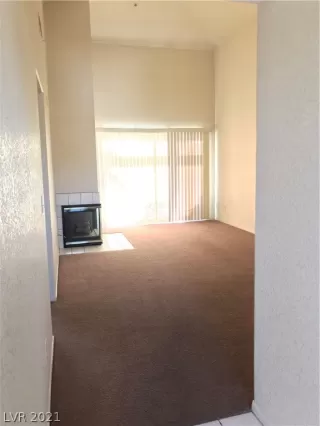 Photo #2: 2320984 Listing 