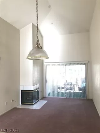 Photo #3: 2320984 Listing 