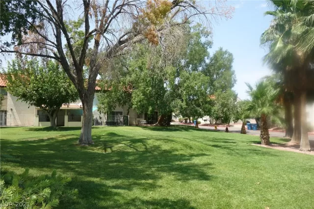 MLS: 2320996 Condo For Sale