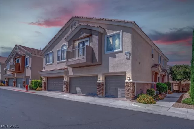 MLS: 2321033 Condo For Sale