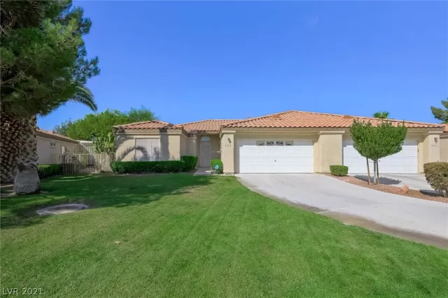 MLS: 2321041 Condo For Sale