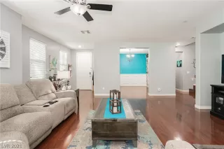 Photo #6: 2321081 Listing 