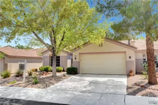 Photo #2: 2321157 Listing