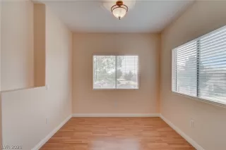 Photo #6: 2321183 Listing 