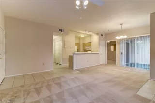 Photo #3: 2321187 Listing 