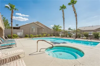 Photo #1: 2321215 Listing 