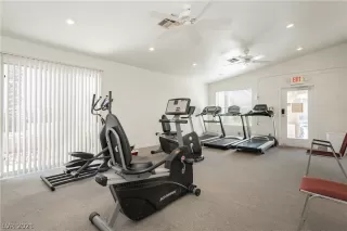 Photo #3: 2321215 Listing 