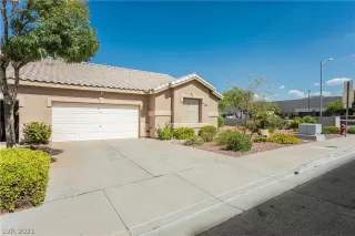 Photo #4: 2321215 Listing 