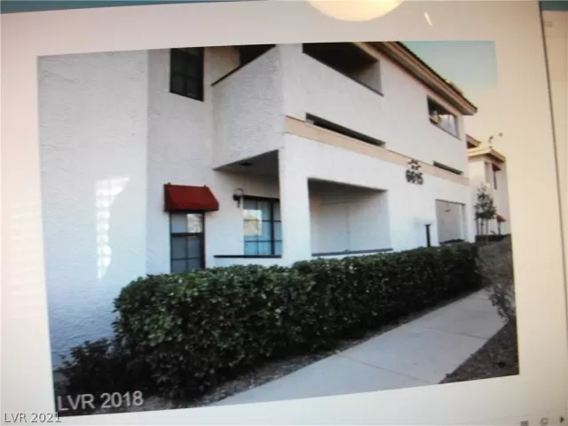 MLS: 2321244 Condo For Sale