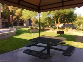 Photo #6: 2321282 Listing 