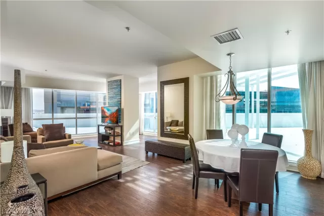 MLS: 2321302 Condo For Sale