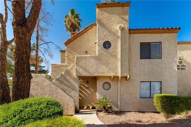 MLS: 2321306 Condo For Sale