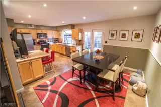 Photo #4: 2321315 Listing