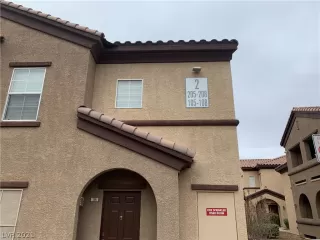 Photo #1: 2321323 Listing