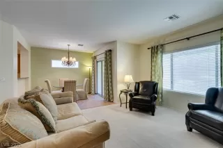 Photo #6: 2321354 Listing 