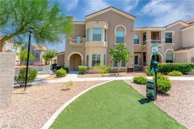 MLS: 2321396 Condo For Sale