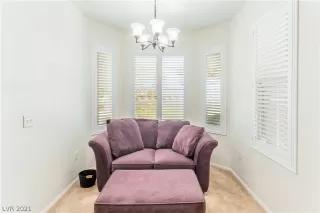 Photo #6: 2321396 Listing