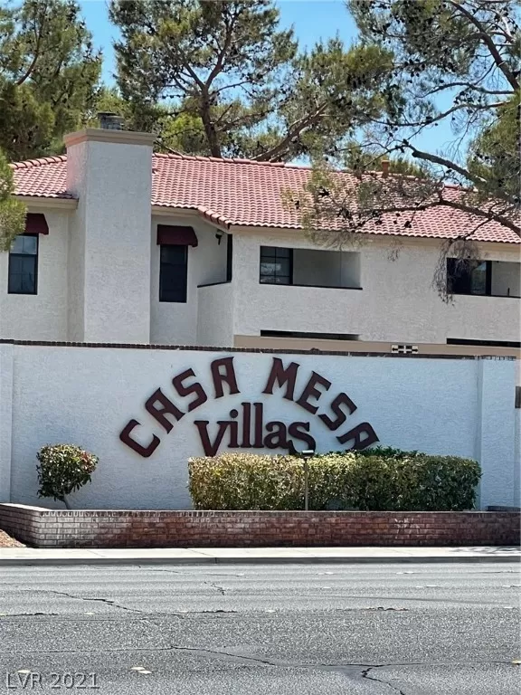MLS: 2321402 Condo For Sale