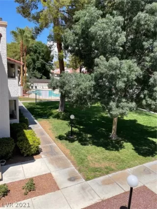 Photo #1: 2321402 Listing 