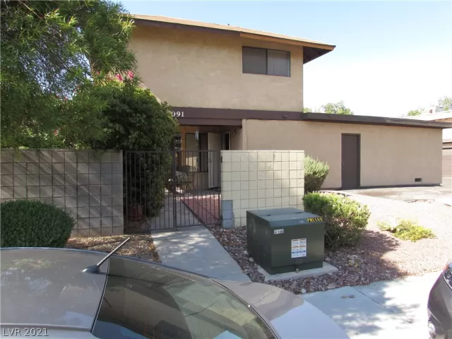 MLS: 2321415 Condo For Sale