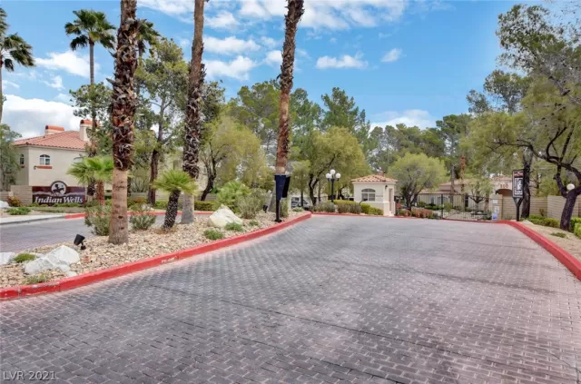 MLS: 2321423 Condo For Sale