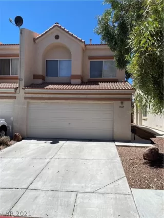 Photo #1: 2321431 Listing 