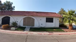 Photo #1: 2321436 Listing