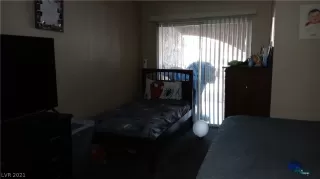 Photo #6: 2321436 Listing