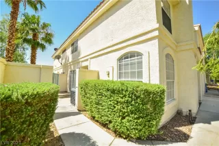 Photo #1: 2321447 Listing 