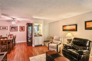 Photo #4: 2321456 Listing 