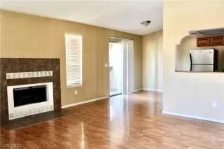 Photo #1: 2321485 Listing