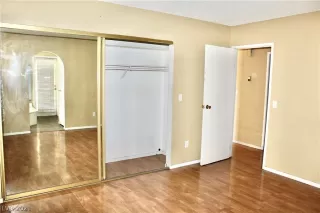 Photo #6: 2321485 Listing