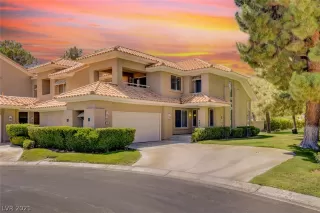 Photo #1: 2321513 Listing