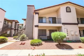 Photo #1: 2321523 Listing