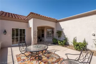 Photo #2: 2321584 Listing 