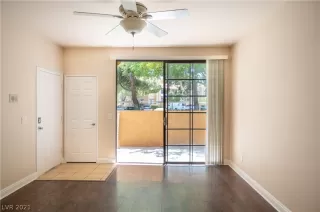 Photo #4: 2321602 Listing 