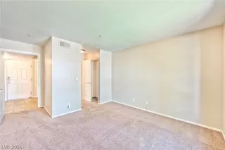 Photo #1: 2321606 Listing