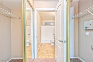 Photo #4: 2321606 Listing