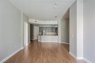 Photo #1: 2321611 Listing