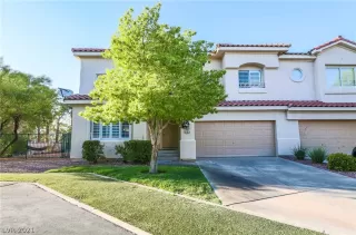 Photo #2: 2321613 Listing 