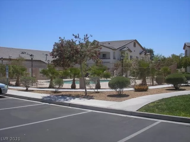 MLS: 2321689 Condo For Sale