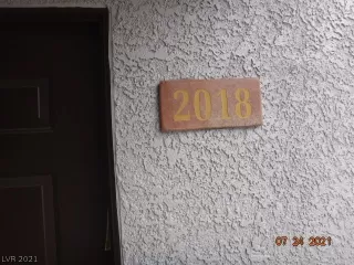 Photo #2: 2321695 Listing