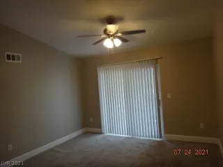 Photo #3: 2321695 Listing