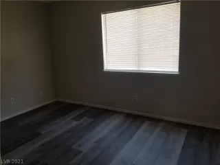 Photo #5: 2321712 Listing 