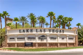 Photo #5: 2321739 Listing